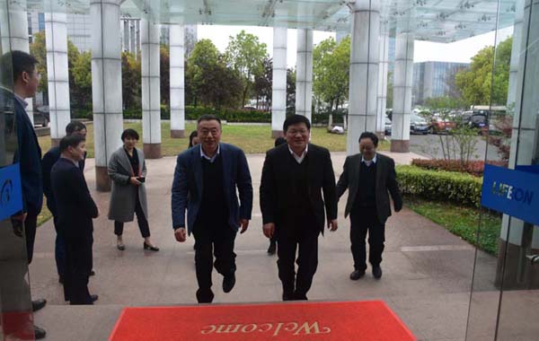 良性互動談合作，互利共贏求發(fā)展——安徽醫(yī)科大學(xué)黨委書記顧家山...